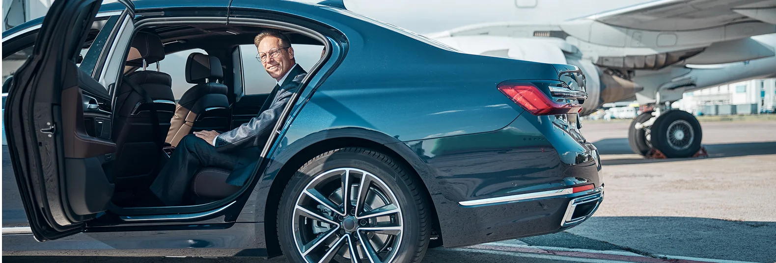 Pre-Book Airport Chauffeur Service for Heathrow Arrivals