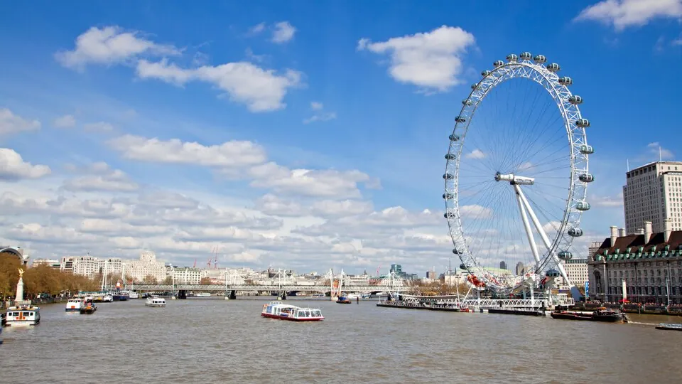 Private Chauffeur Tours of London: Explore the City in Ultimate Comfort