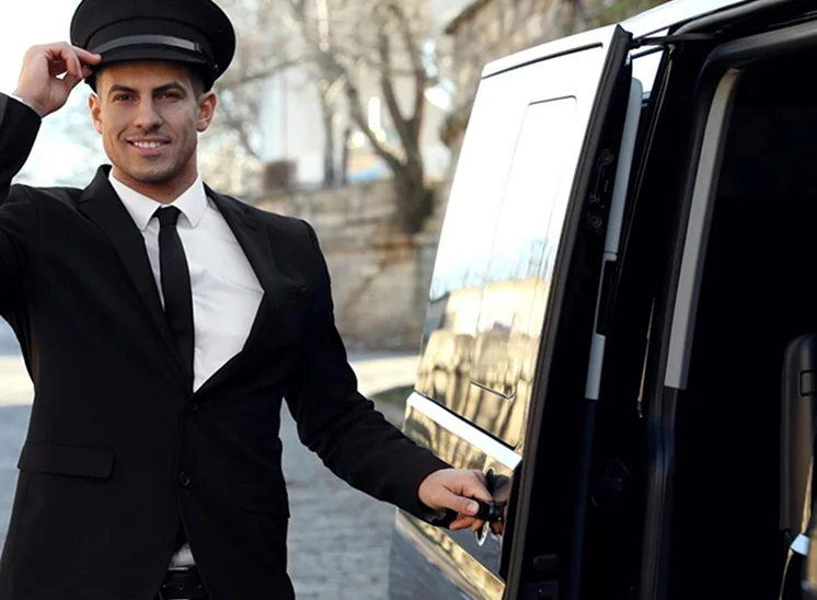 Southampton International Boat Show Chauffeur Service — London Wheels Limo