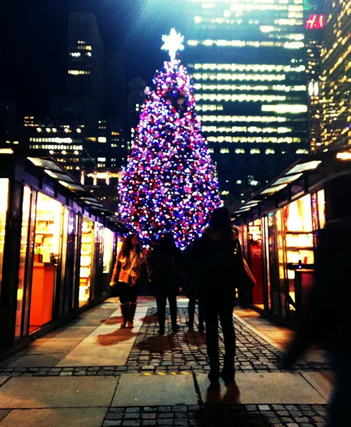 Top Winter Light Festivals in London to Visit with a Chauffeur — London Wheels Limo