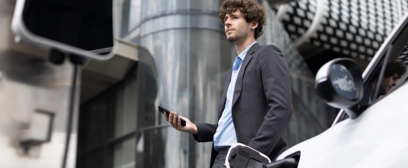 Why Choose Airport Chauffeur Services Over Public Transport? — London Wheels Limo